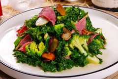 KALE BROCCOLI BACON SAUTEE